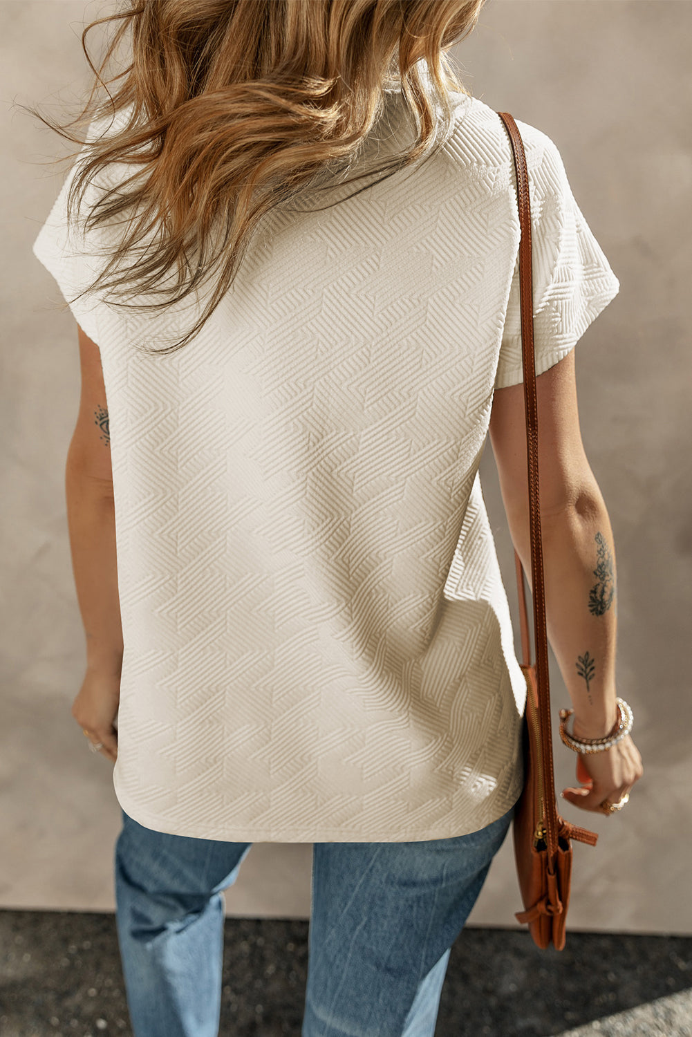 Textured Collared V Neck Top