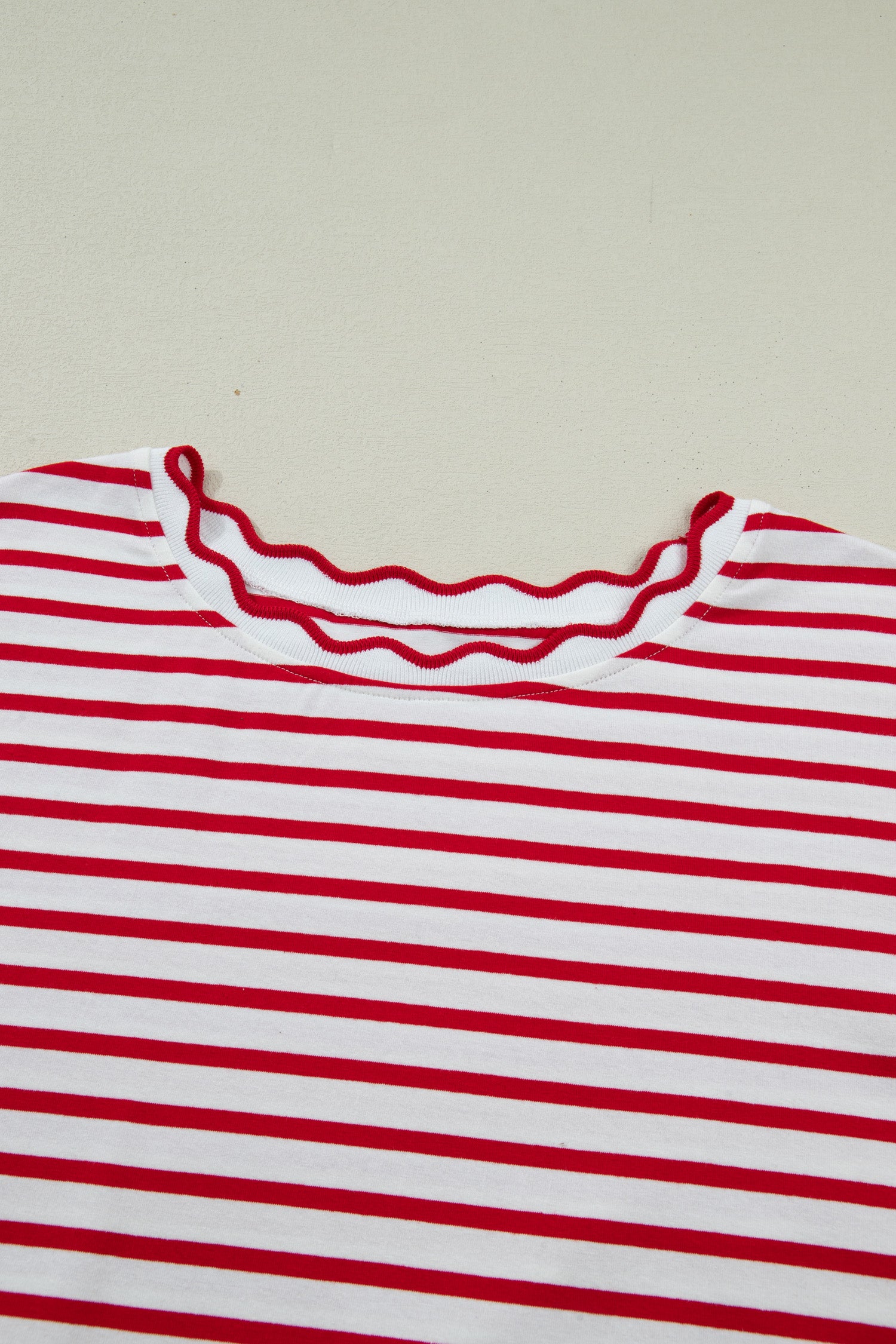 Red Stripe Plus Size Scalloped Trim Round Neck Short Sleeve Top